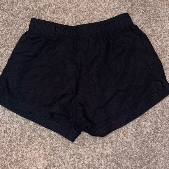 Princess polly shorts - Picture 2 of 5
